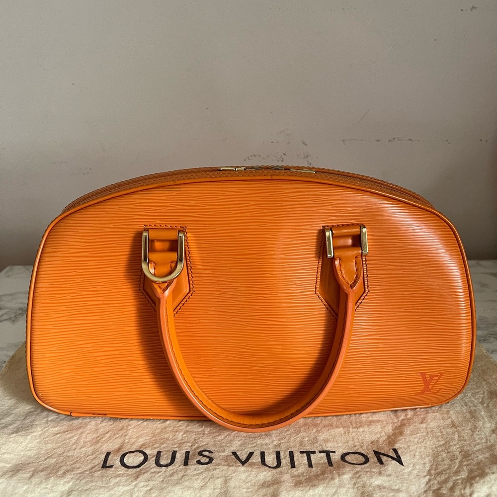 Louis Vuitton Epi Leather Jasmine Handbag